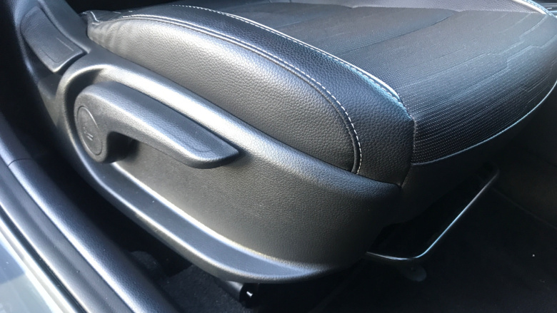 Kia Stonic 1.0T GDi 48V GT-Line S 5dr DCT Petrol Estate